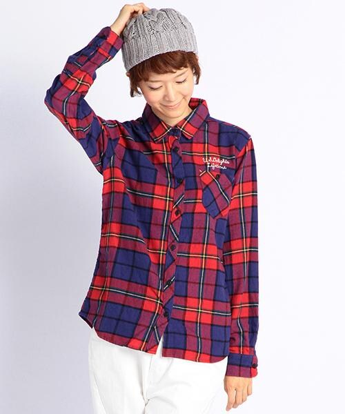 DOUBLE NAME（ダブルネーム）の「ネルチェック刺繍ＳＨＩＲＴ（トップス・ネイビー/レッド/キナリ/柄A・FREE）」の2枚目の写真