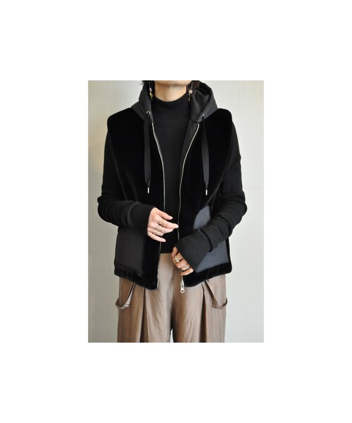 ファーダブルフェイスベスト three dots（スリードッツ）の「ダブル