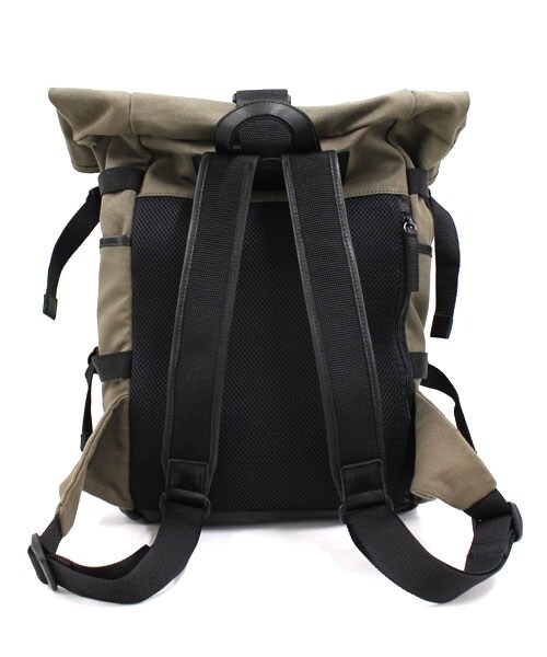 RNA-N（アールエヌエーエヌ）の「＜予約＞アウトドアリュック（バッグ・レディース・ブラック/ネイビー/カーキ・F）」の5枚目の写真
