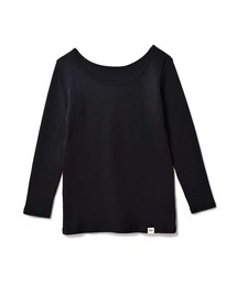 Live in comfort（リブインコンフォート）の「PEACE BY PEACE コットンプロジェクト リブ イン コンフォート 心うるおう エニワイズ加工のとろ綿クルーネックインナー〈ブラック〉（レディースファッション > トップス > Tシャツ・カットソー）」