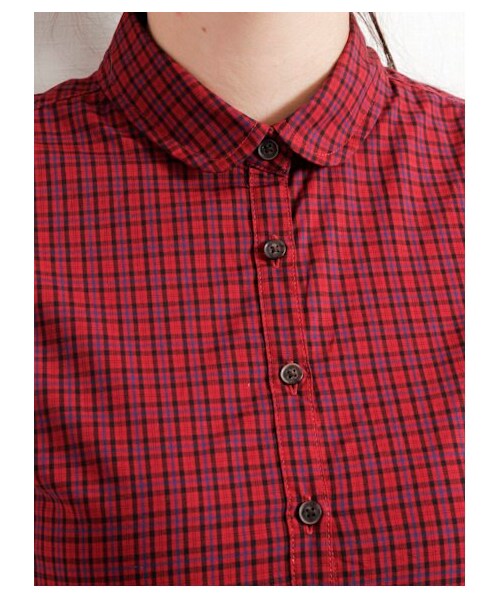 earth music&ecology（アースミュージックアンドエコロジー）の「イージーケアシャツ（シャツ・ブラウス・レディース・オフホワイト/ホワイト/サックスブルー/ネイビー/ストライプ/Black Watch Green/ブラックウォッチレッド/ウィンドペンアイボリー/ウィンドペンネイビー/グレンチェック/Hounds Tooth Black/ストライプライトグレー/ストライプネイビー/チェックレッド/チェックブルー・S/M）」の4枚目の写真