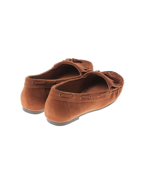 earth music&ecology(アースミュージックアンドエコロジー)の「〈サイズコンシェルジュ〉タッセルモカシューズ(パンプス・レディース・ブラック/ボルドー/キャメル・25cm)」の2枚目の写真