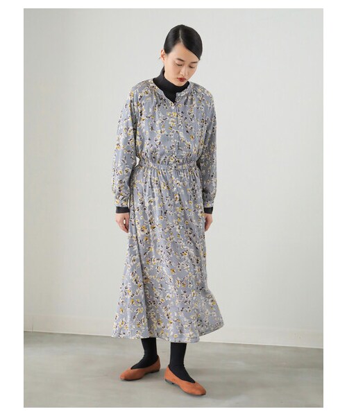 AMERICAN HOLIC(アメリカンホリック)の「ラグランスリーブウエストギャザーワンピース(ワンピース/ドレス・モカ/サックスブルー・F)」の1枚目の写真