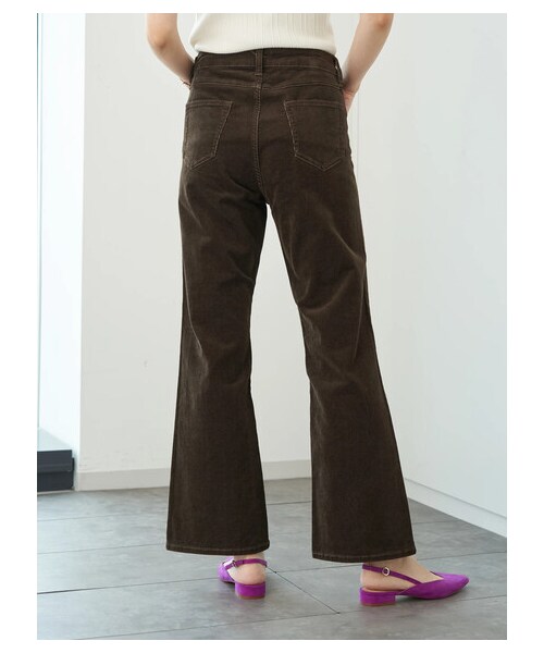 AMERICAN HOLIC（アメリカンホリック）の「【with 12月号掲載】エイジングコーデュロイブーツカット（パンツ・アイボリー/ブラウン・S/M/L）」の5枚目の写真