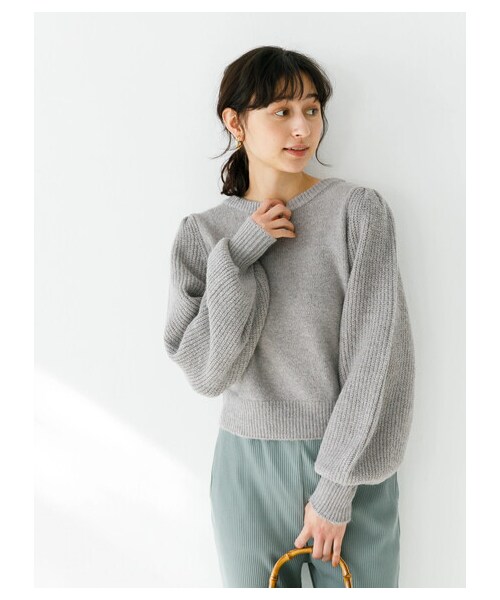 earth music&ecology(アースミュージックアンドエコロジー)の「マシュマロカラーニット(カシュクール)(トップス・アイボリー/ブラック/ピンク/ベージュ/モカ/ミント・F)」の2枚目の写真