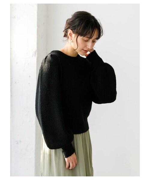 earth music&ecology(アースミュージックアンドエコロジー)の「マシュマロカラーニット(カシュクール)(トップス・アイボリー/ブラック/ピンク/ベージュ/モカ/ミント・F)」の13枚目の写真