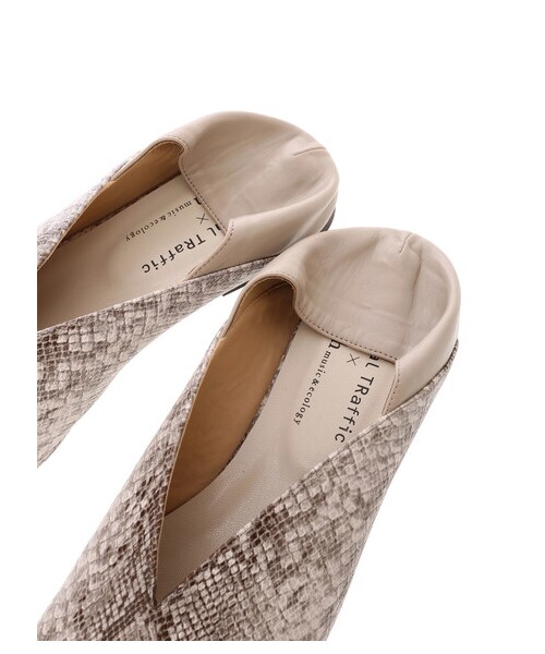 earth music&ecology（アースミュージックアンドエコロジー）の「【Special Price】ORiental TRaffic バブーシュ（シューズ・ブラック/ベージュ/ブラウン/パイソン・S/M/L）」の9枚目の写真