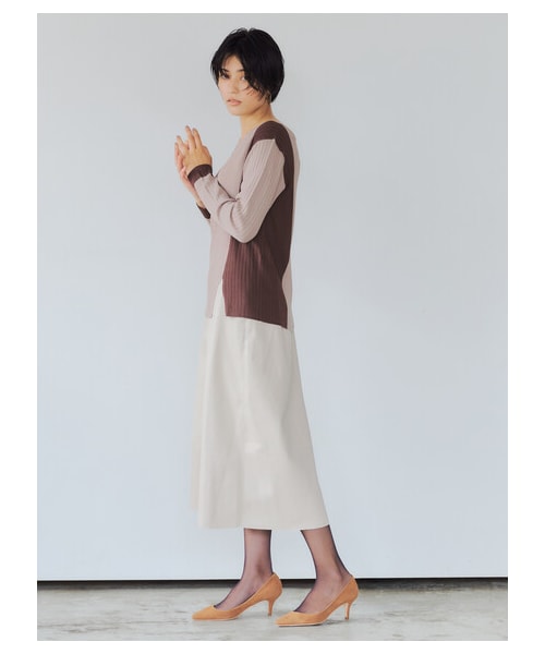 YECCA VECCA（イェッカヴェッカ）の「≪USED≫2col.アシメネックリブニット（トップス・ベージュ/グリーン・F）」の12枚目の写真