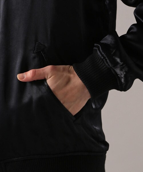 AVIREX（アヴィレックス）の「スカジャケット フライングタイガース/SUKA JACKET FLYNG TIGERS（ジャケット/アウター・メンズ・BLACK/GREY/PEACH・M, L, XL, XXL）」の8枚目の写真