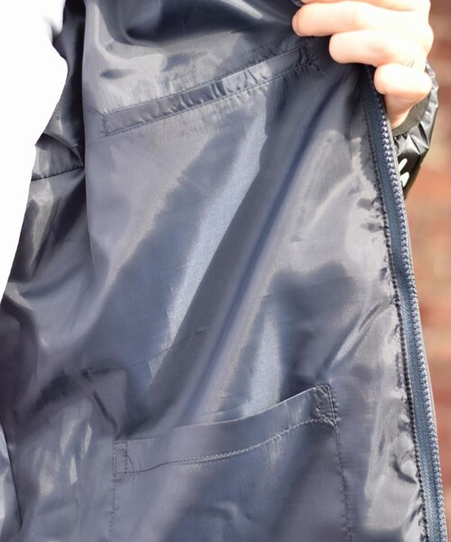 muta(ムータ)の「【別注】muta/ムータ/ EMBOSSMENT PADDING HOOD(ジャケット/アウター・メンズ・BLACK/NAVY・M/L/XL)」の8枚目の写真