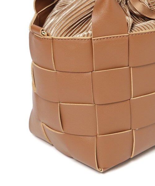 mysty woman（ミスティウーマン）の「【先行予約】メッシュインキンチャクバッグ（バッグ・レディース・アイボリー/ブラック/ライトブラウン・F）」の17枚目の写真