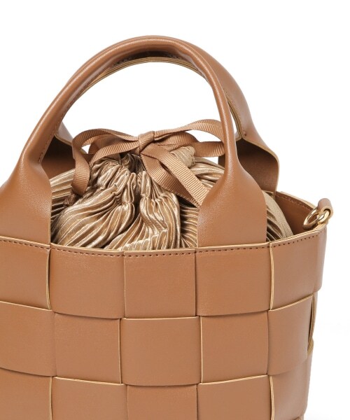 mysty woman（ミスティウーマン）の「【先行予約】メッシュインキンチャクバッグ（バッグ・レディース・アイボリー/ブラック/ライトブラウン・F）」の13枚目の写真