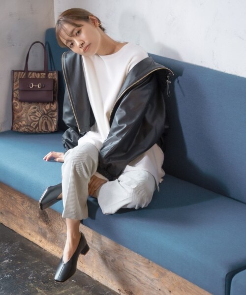 mysty woman（ミスティウーマン）の「【先行予約】深めスクエアパンプス（シューズ・レディース・アイボリー/ブラック/ライトグリーン・M, L）」の4枚目の写真