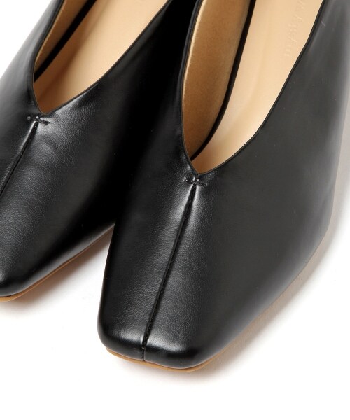 mysty woman（ミスティウーマン）の「【先行予約】深めスクエアパンプス（シューズ・レディース・アイボリー/ブラック/ライトグリーン・M, L）」の22枚目の写真