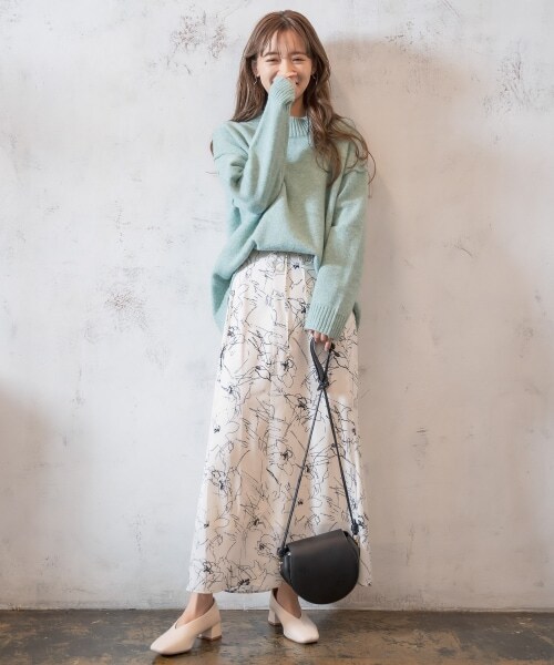 mysty woman（ミスティウーマン）の「【先行予約】深めスクエアパンプス（シューズ・レディース・アイボリー/ブラック/ライトグリーン・M, L）」の11枚目の写真