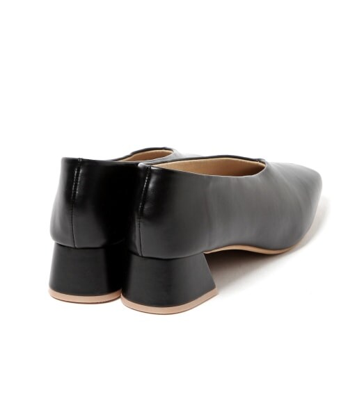 mysty woman（ミスティウーマン）の「【先行予約】深めスクエアパンプス（シューズ・レディース・アイボリー/ブラック/ライトグリーン・M, L）」の19枚目の写真