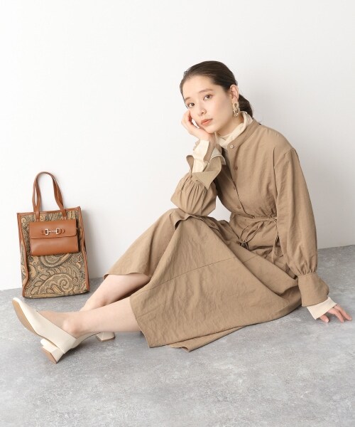 mysty woman（ミスティウーマン）の「【先行予約】エンパイアシャツワンピース（ワンピース/ドレス・レディース・ブラック/ライトベージュ/ダークベージュ・F）」の3枚目の写真