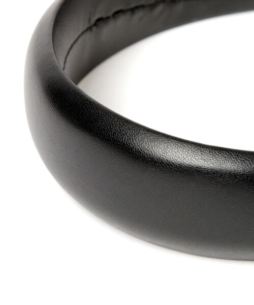 Andemiu（アンデミュウ）の「フェイクレザーカチューシャ（アクセサリー・ブラック/ベージュ）」の9枚目の写真