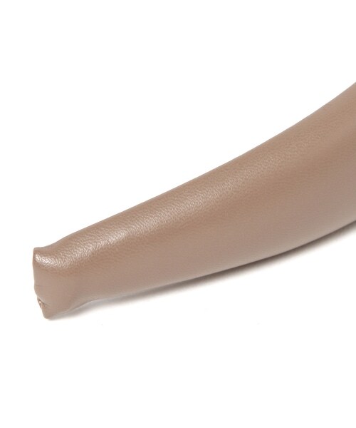 Andemiu（アンデミュウ）の「フェイクレザーカチューシャ（アクセサリー・ブラック/ベージュ）」の8枚目の写真