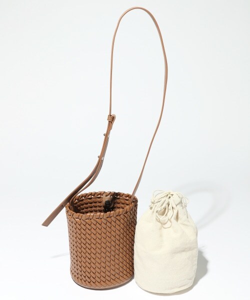 Andemiu（アンデミュウ）の「バケットメッシュバッグ（バッグ・キャメル/ダークブラウン）」の7枚目の写真