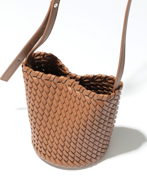 Andemiu（アンデミュウ）の「バケットメッシュバッグ（バッグ・キャメル/ダークブラウン）」の10枚目の写真