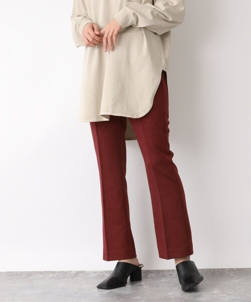 JEANASIS（ジーナシス）の「ハイウエストスリムフレアカラーパンツ（パンツ・アイボリー()/ブラック()/グリーン()/チェリーレッド()）」の4枚目の写真