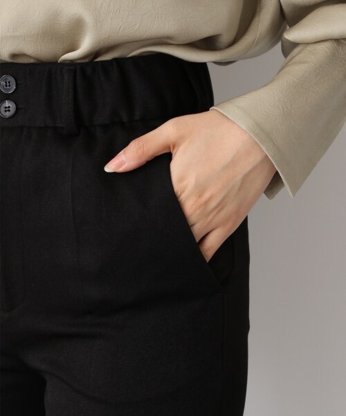 JEANASIS（ジーナシス）の「ハイウエストスリムフレアカラーパンツ（パンツ・アイボリー()/ブラック()/グリーン()/チェリーレッド()）」の12枚目の写真