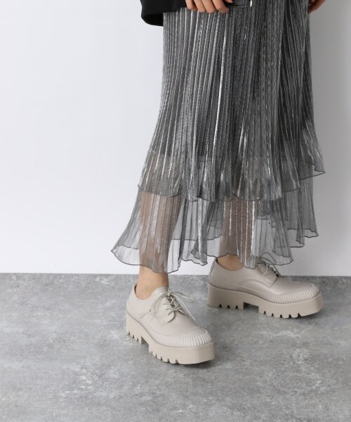 JEANASIS(ジーナシス)の「シアーシャイニーレイヤースカート(スカート・ブラック()/シルバー())」の2枚目の写真