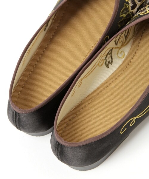 LOWRYS FARM（ローリーズファーム）の「パイピングシューズ（シューズ・刺繍アイボリー/刺繍ブラック/シルバー/グリーン）」の14枚目の写真