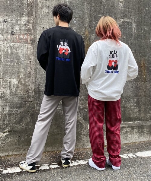 PAGEBOY(ページボーイ)の「コマツミドリコラボ バニーガールイラストロンT【WEB先行予約】(トップス・ホワイト/ブラック)」の3枚目の写真