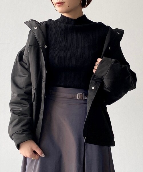 PAGEBOY（ページボーイ）の「ライトナカワタフードブルゾン（ジャケット/アウター・ブラック/オリーブ）」の3枚目の写真