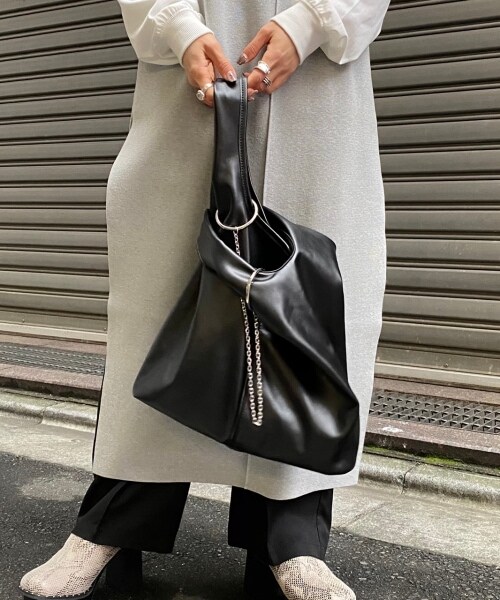 PAGEBOY（ページボーイ）の「ショッパートートバッグ（バッグ・オフホワイト/ブラック）」の9枚目の写真