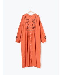 Samansa Mos2（サマンサ モスモス）の「胸元切替刺繍ワンピース