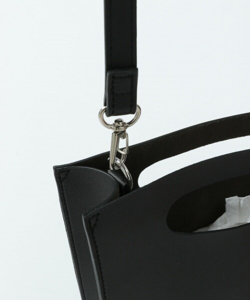 RAGEBLUE(レイジブルー)の「<ユニセックスでオススメ!>ミニレコードショルダーバッグ(バッグ・クロコ/ブラック/シルバー/ベージュ/パイソン)」の14枚目の写真