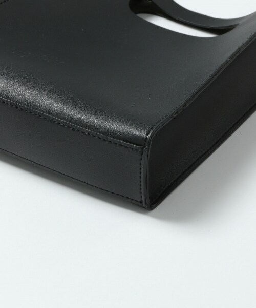 RAGEBLUE(レイジブルー)の「<ユニセックスでオススメ!>ミニレコードショルダーバッグ(バッグ・クロコ/ブラック/シルバー/ベージュ/パイソン)」の16枚目の写真