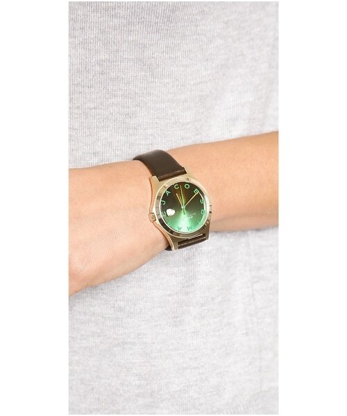 Marc by Marc Jacobs（マークバイマークジェイコブス）の「Marc by Marc Jacobs The Slim Leather Watch（アナログ腕時計・Gold/Olive・One Size）」の2枚目の写真