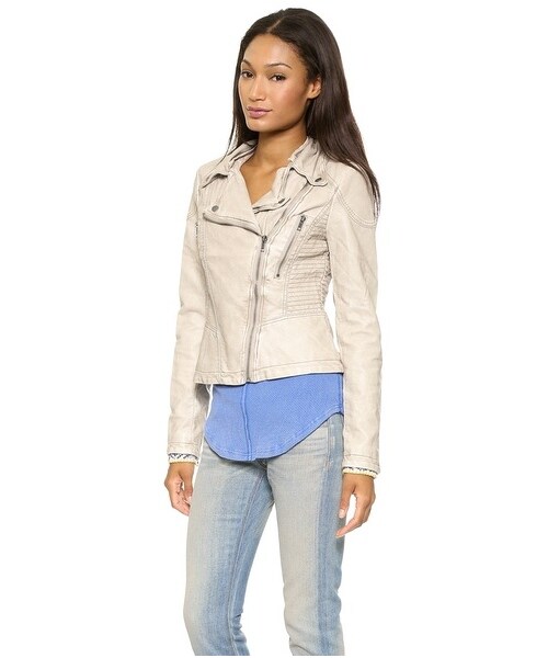 FREE PEOPLE(フリーピープル)の「Free People Vegan Leather Hooded Moto Jacket(ライダースジャケット・Black/Light Grey・4/10/2/12/8/0/6)」の9枚目の写真
