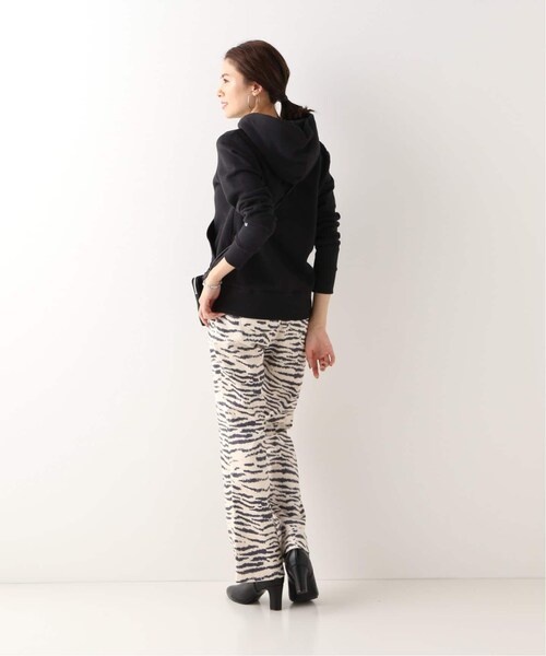 B.C STOCK（ベーセーストック）の「ゼブラプリントフレアパンツ（パンツ・ナチュラル/フリー/在庫あり）」の4枚目の写真