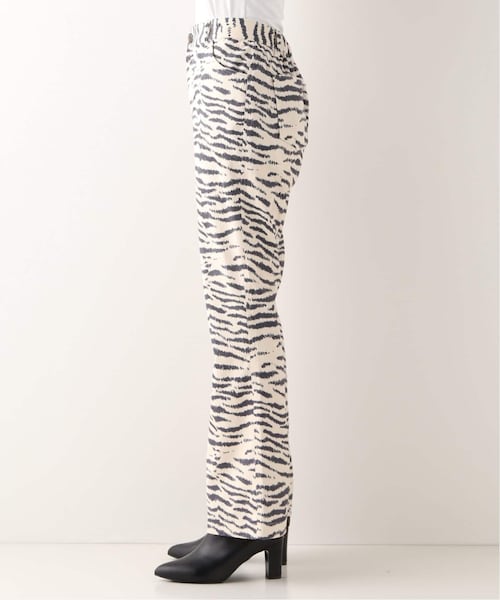 B.C STOCK（ベーセーストック）の「ゼブラプリントフレアパンツ（パンツ・ナチュラル/フリー/在庫あり）」の8枚目の写真