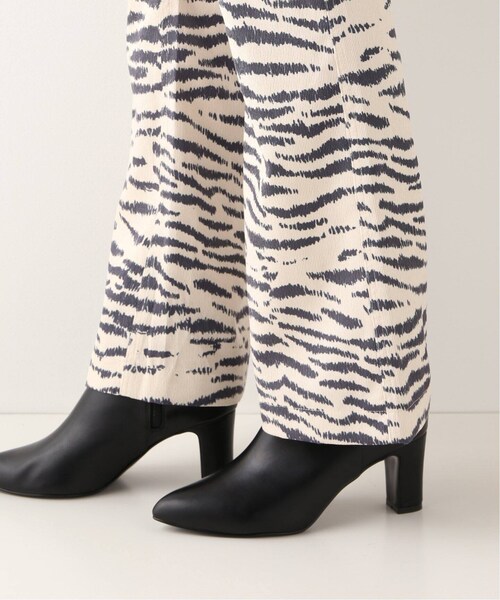 B.C STOCK（ベーセーストック）の「ゼブラプリントフレアパンツ（パンツ・ナチュラル/フリー/在庫あり）」の16枚目の写真