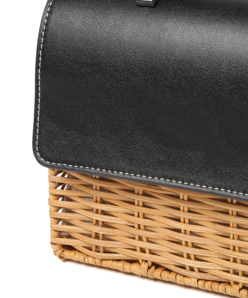 Andemiu（アンデミュウ）の「ラタンフラップバッグ（バッグ・ブラック/キャメル）」の10枚目の写真