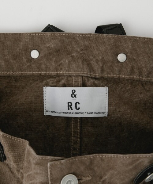 Curensology（カレンソロジー）の「＜&RC＞サスペンダーワンピース（ワンピース/ドレス・ホワイト/ブラック/ベージュ）」の18枚目の写真