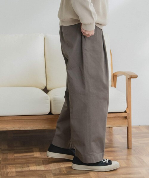 FORK&SPOON（フォークアンドスプーン）の「FORK&SPOON ワンタックチノパンツ（その他・メンズ・MUSHROOM/KHAKI GRAY・4/5）」の2枚目の写真