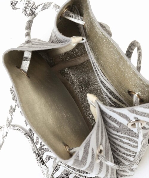 Noble（ノーブル）の「《予約》ショルダーバッグ(ゼブラ)◆（バッグ・グレー/フリー/在庫あり）」の9枚目の写真