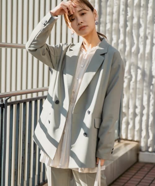 mysty woman（ミスティウーマン）の「【先行予約】オーバーダブルジャケット（ジャケット/アウター・レディース・ライトベージュ/ブラウンチェック/ライトカーキ・F）」の3枚目の写真