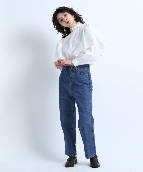 JEANASIS（ジーナシス）の「Shirring&FrillShirt（トップス・ホワイト()）」の2枚目の写真