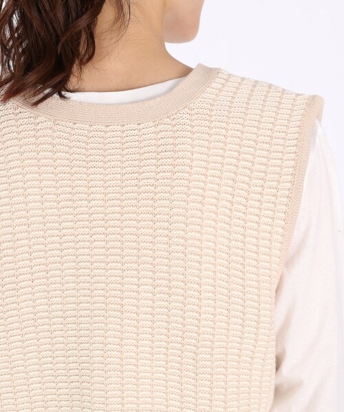 LOWRYS FARM（ローリーズファーム）の「２ＷＡＹニットビスチェ（トップス・ブラック/レッド/ベージュ/グリーン）」の11枚目の写真