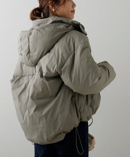 frames RAY CASSIN（フレームスレイカズン）の「フラップポケットオーバーサイズダウン（ジャケット/アウター・レディース・黒/カーキ/ベージュ・FREE）」の4枚目の写真