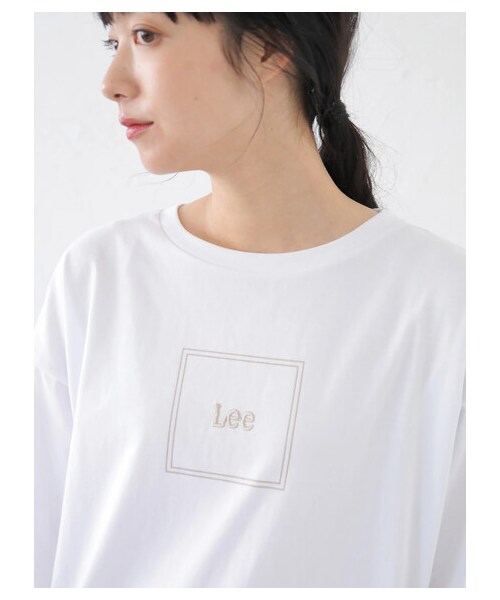 earth music&ecology(アースミュージックアンドエコロジー)の「【先行予約】Lee×earth ロゴプリントTシャツ(トップス・ホワイト/ブラック・F)」の6枚目の写真