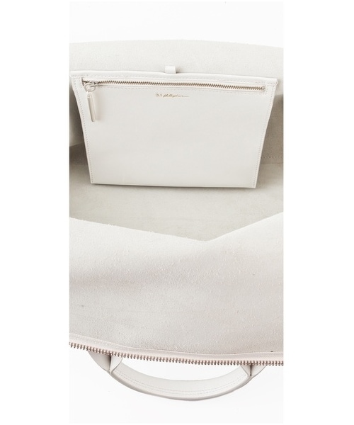 3.1 Phillip Lim（スリーワンフィリップリム）の「3.1 Phillip Lim 31 Hour Bag（ショルダーバッグ・Black・One Size）」の21枚目の写真